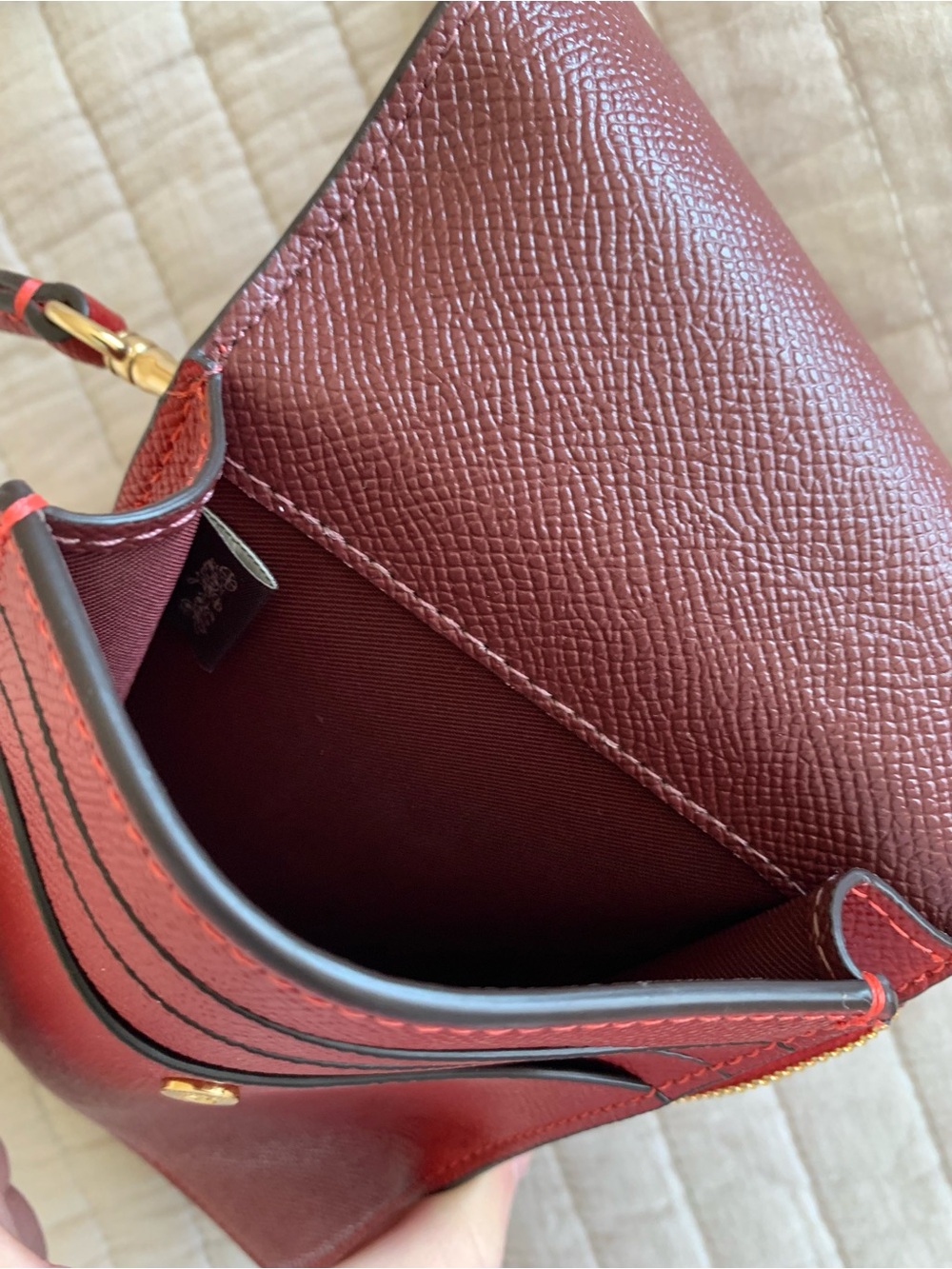 New! Coach Red Leather Crossbody Phone Pouch with Gold Logo Adjustable Strap - Picture 11 of 13